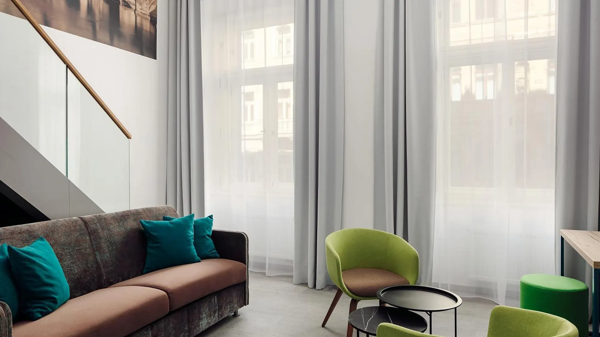 ****  Ea Hotel Moment Self Check-In Prag Tschechische Republik