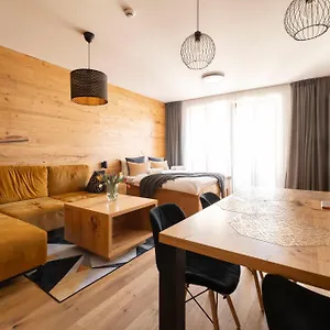 https://kralovske-apartmany-spindleruv-mlyn.spindleruvmlyn-hotels.com